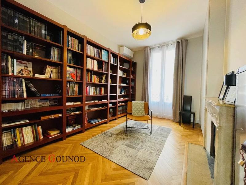 Appartement - 73 m² - 3 pièces