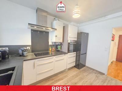 Appartement - 110 m² - 5 pièces