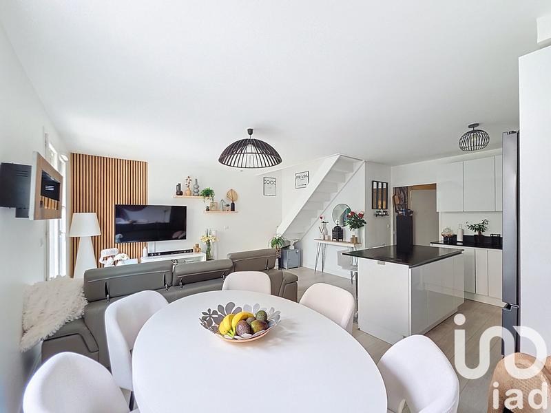 Maison - 85 m² - 5 pièces