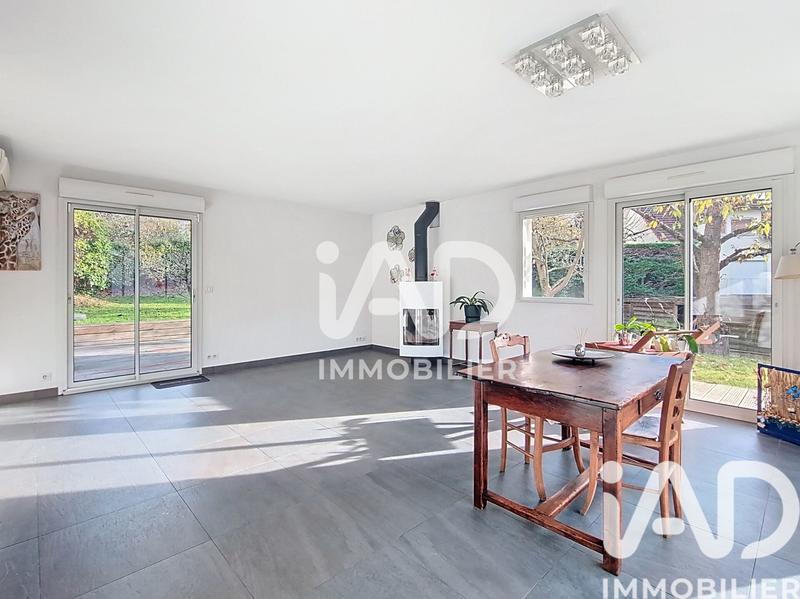 Maison - 107 m² - 6 pièces