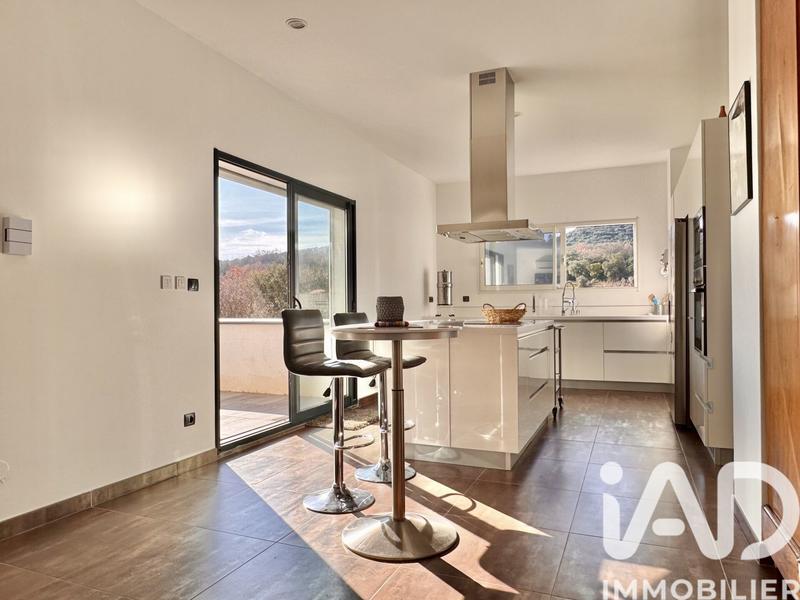 Maison de maîtres - 209 m² - 5 pièces