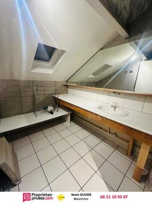 Appartement - 120 m² - 5 pièces