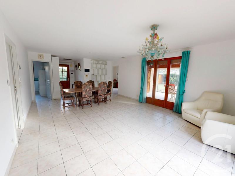 Maison - 117 m² - 5 pièces