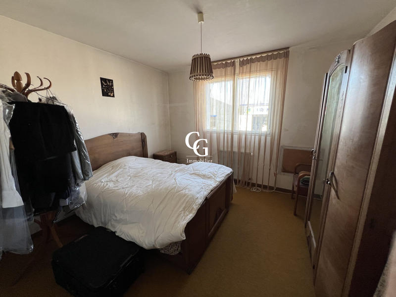 Maison - 208 m² - 6 pièces