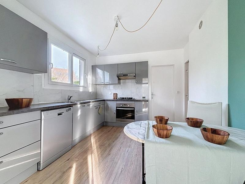 Maison - 148 m² - 7 pièces