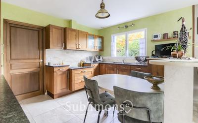 Maison - 206 m² - 4 pièces