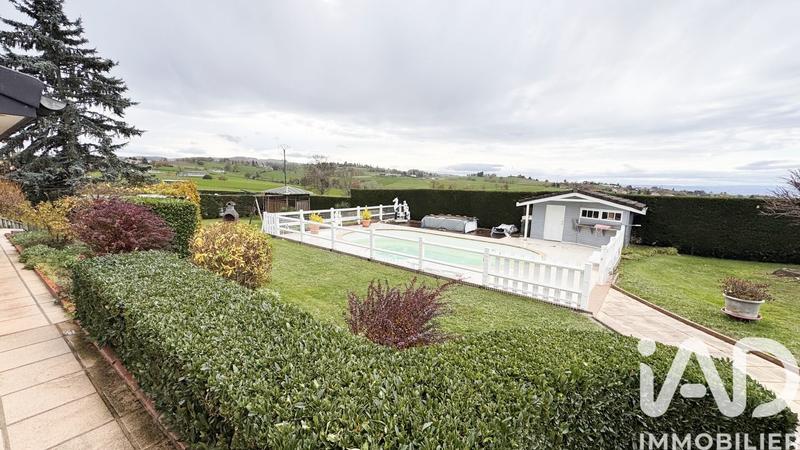 Maison - 179 m² - 6 pièces