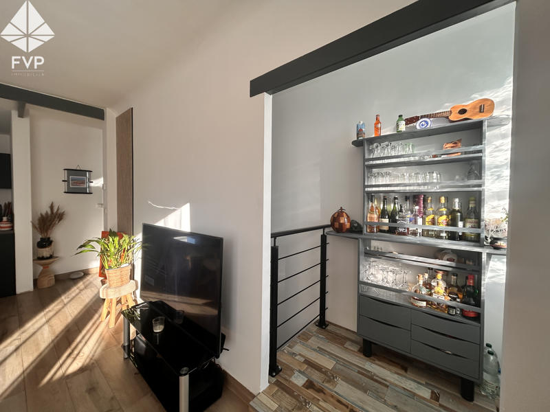 Maison - 96 m² - 6 pièces