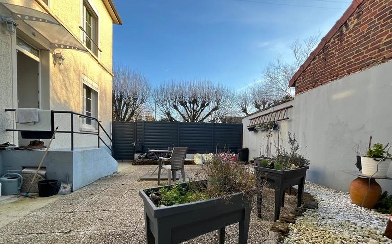 Maison - 128 m² - 7 pièces