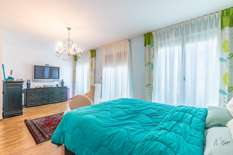 Appartement - 153 m² - 5 pièces