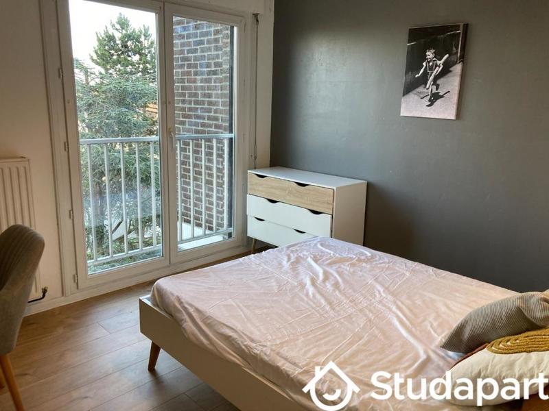 Chambre - 9 m² - 1 pièce