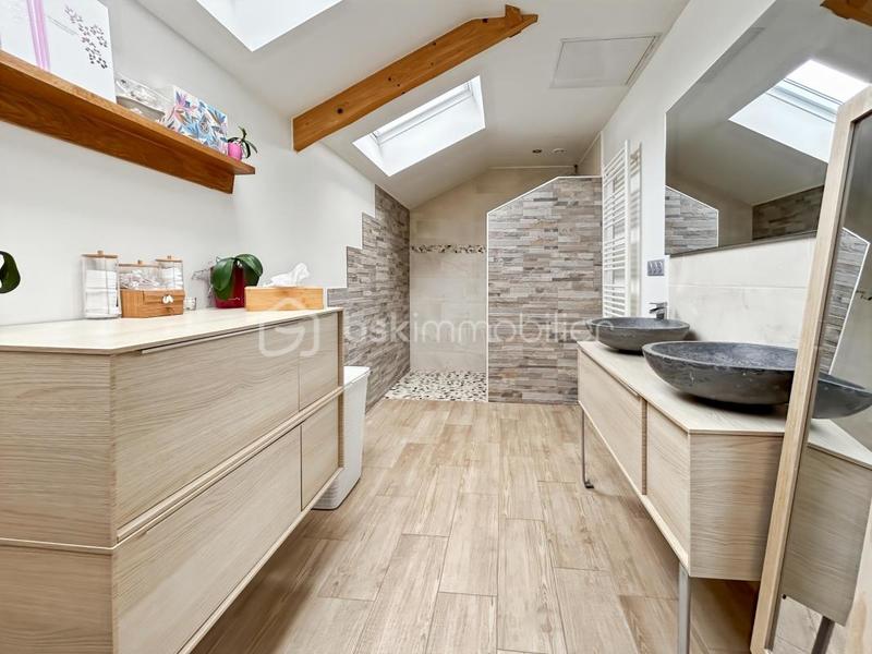 Maison - 124 m² - 6 pièces