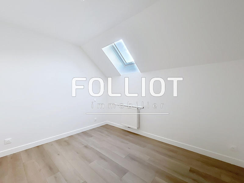 Maison - 99 m² - 5 pièces