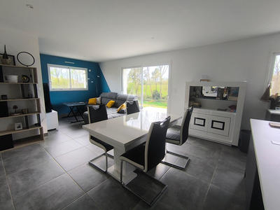 Maison - 70 m² - 4 pièces