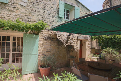 Maison - 300 m² - 9 pièces