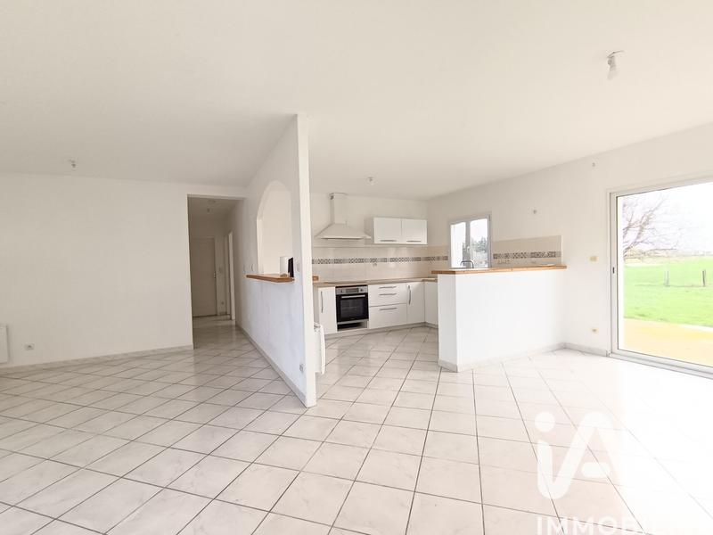 Maison - 90 m² - 4 pièces