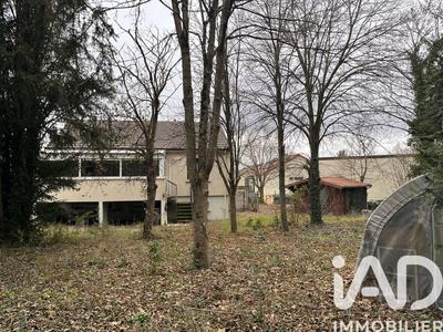 Maison - 153 m² - 7 pièces