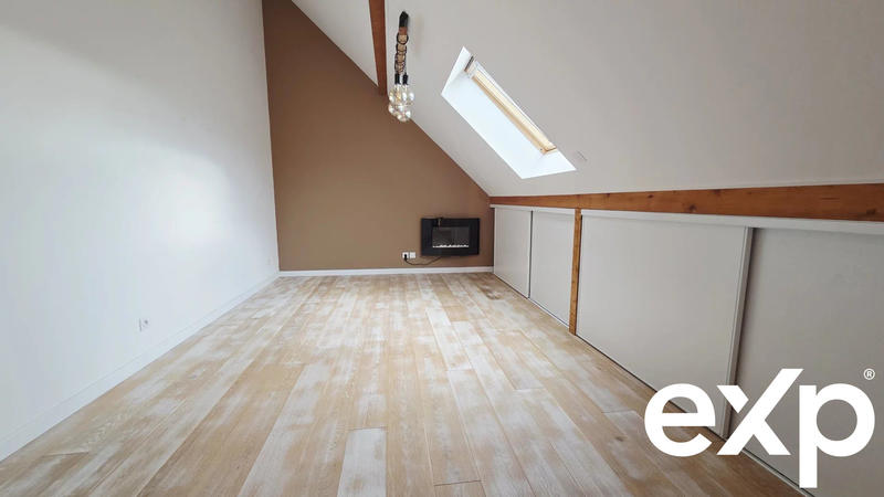 Loft - 169 m² - 4 pièces