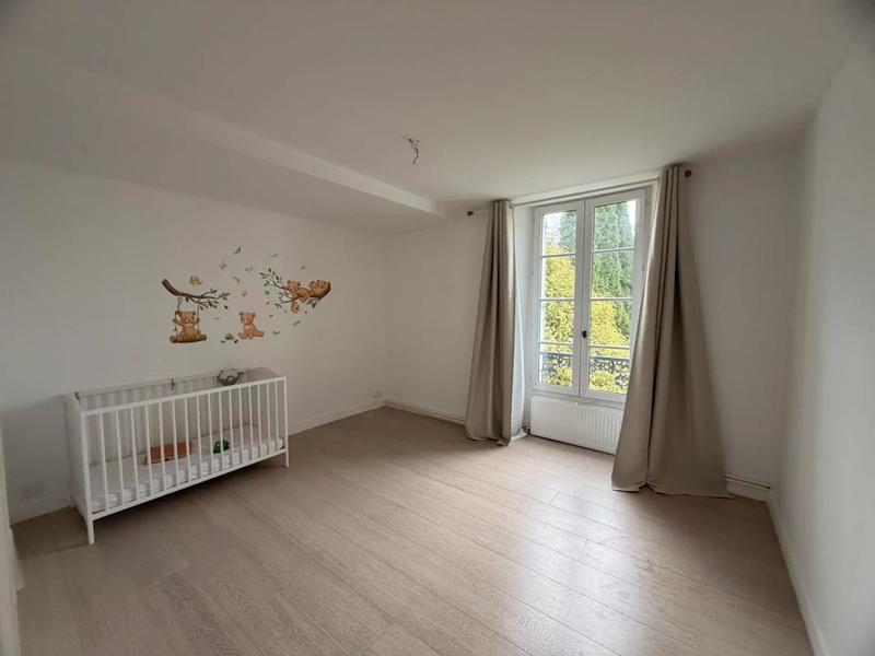 Maison - 500 m² - 10 pièces