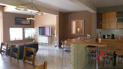 Maison de village - 242 m² - 7 pièces