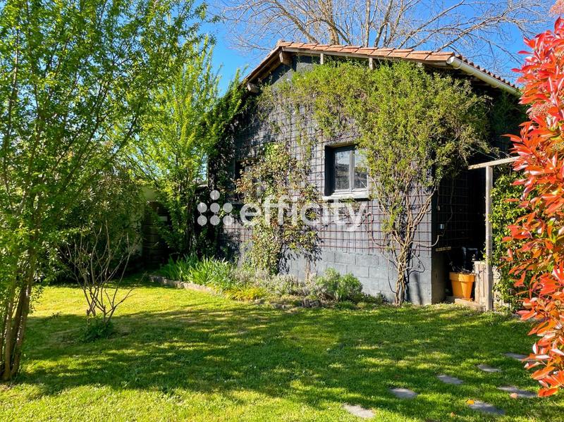 Maison - 192 m² - 7 pièces