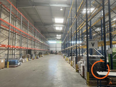 Entrepôt - 4 149 m²