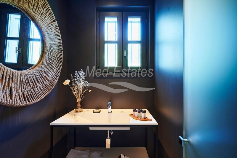 Villa - 550 m² - 10 pièces