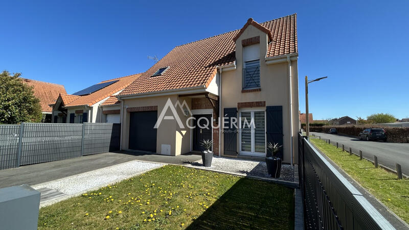 Maison - 102 m² - 4 pièces