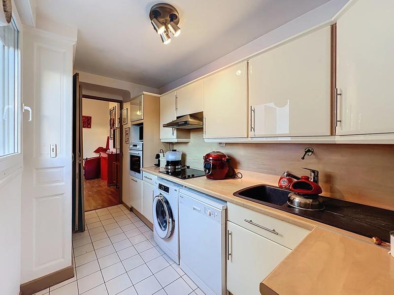 Appartement - 165 m² - 6 pièces