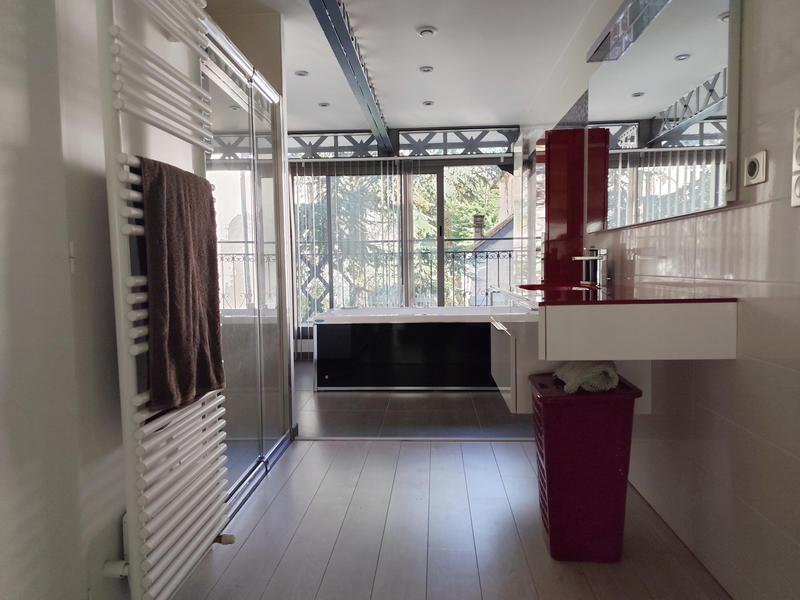 Duplex - 133 m² - 5 pièces