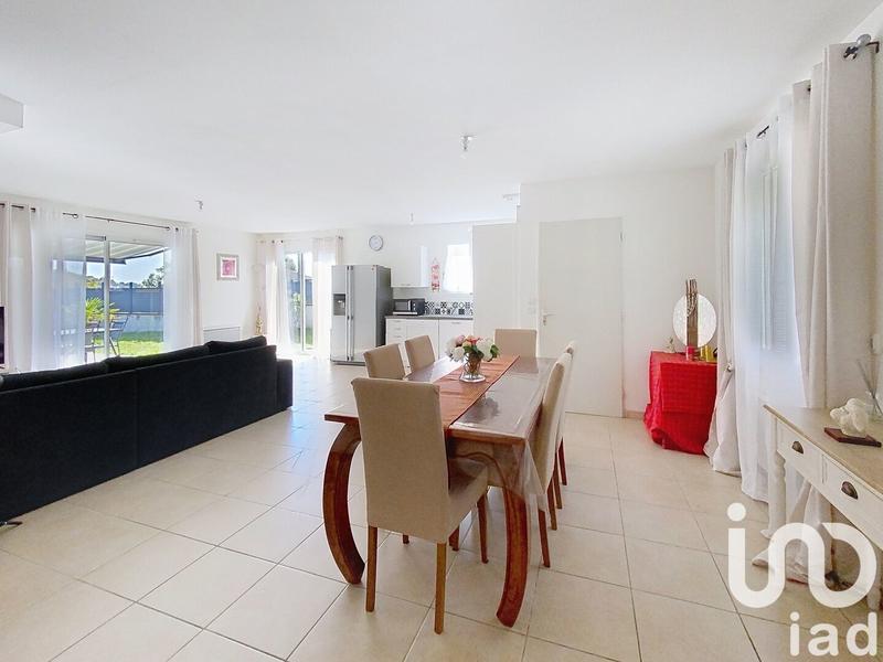 Maison - 110 m² - 5 pièces