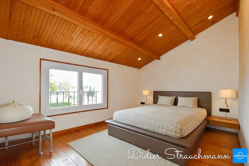 Maison - 161 m² - 8 pièces