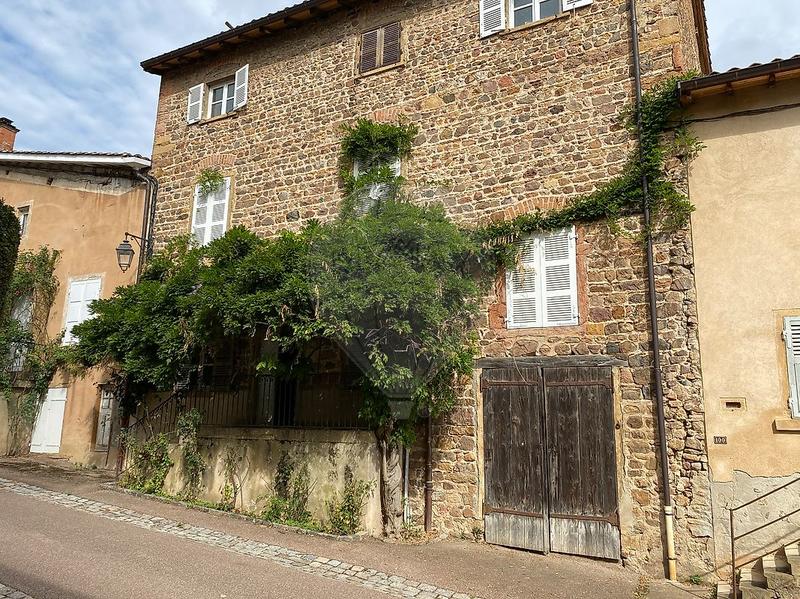 Maison - 270 m² - 4 pièces