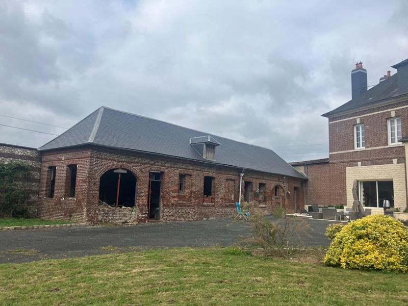 Demeure - 393 m² - 12 pièces