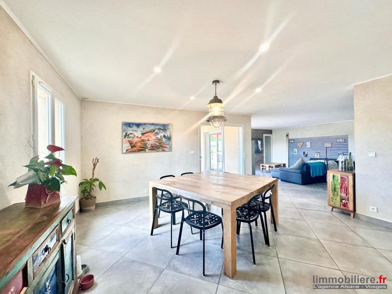 Villa - 200 m² - 7 pièces