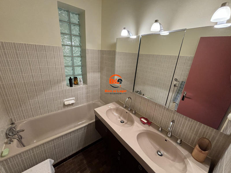 Maison ancienne - 185 m² - 7 pièces