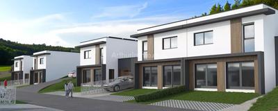 Maison - 85 m² - 4 pièces