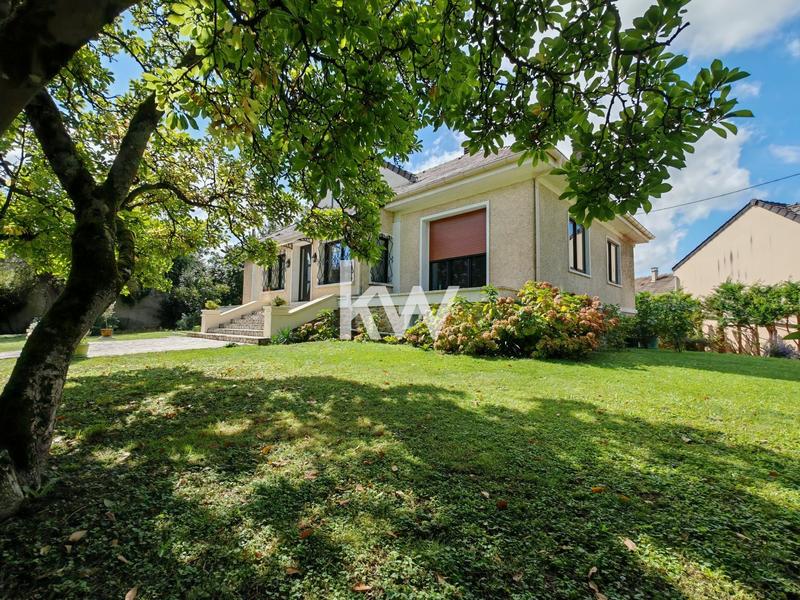 Maison - 183 m² - 6 pièces