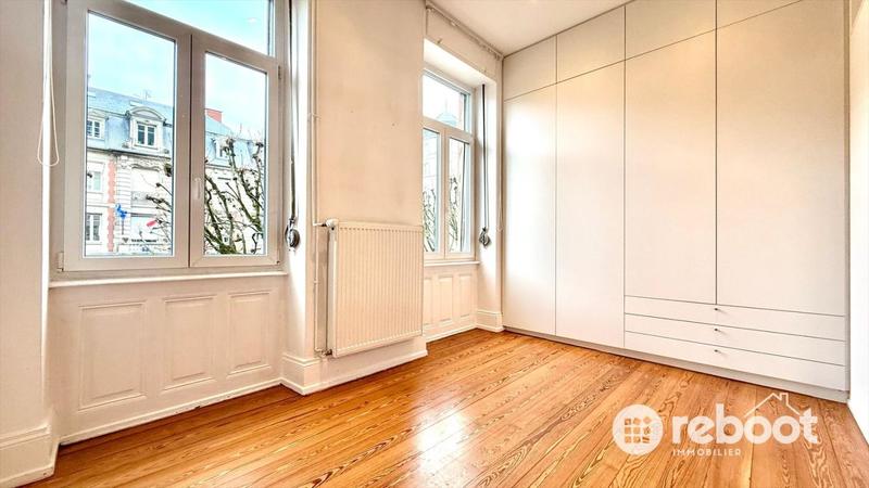 Appartement - 103 m² - 5 pièces