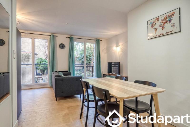 Chambre - 12 m² - 1 pièce