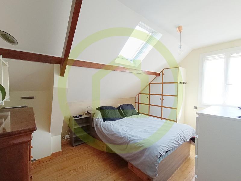 Maison - 100 m² - 6 pièces