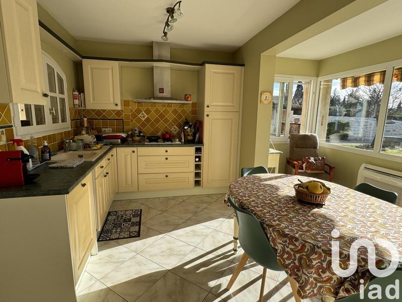 Maison - 300 m² - 9 pièces