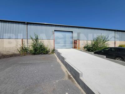 Entrepôt - 2 980 m² - 1 pièce