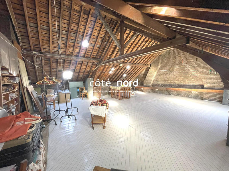 Maison - 179 m² - 8 pièces