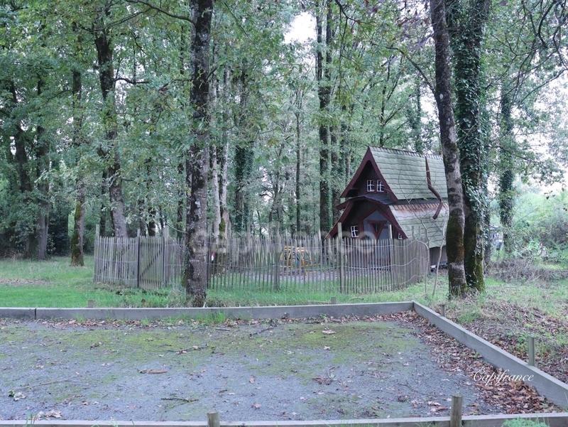 Maison de maîtres - 237 m² - 15 pièces