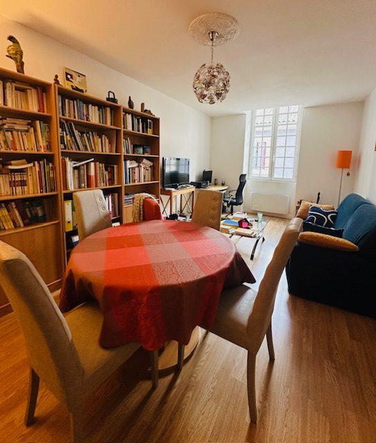 Appartement - 56 m² - 2 pièces
