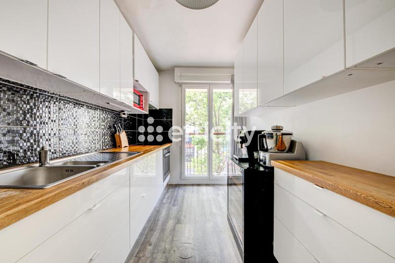 Appartement - 89 m² - 4 pièces