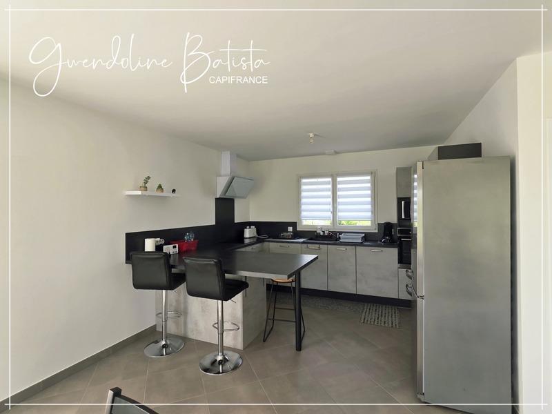 Maison - 110 m² - 5 pièces