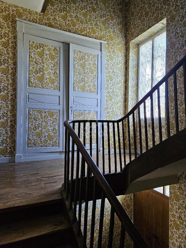 Demeure - 400 m² - 14 pièces