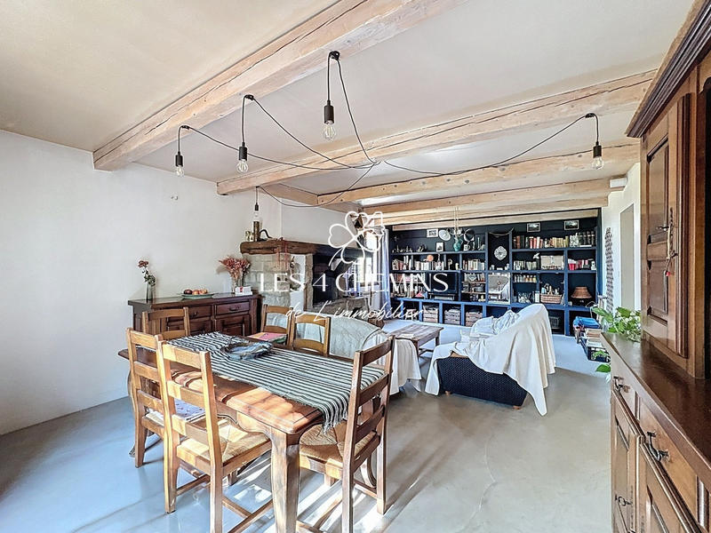 Villa - 141 m² - 5 pièces